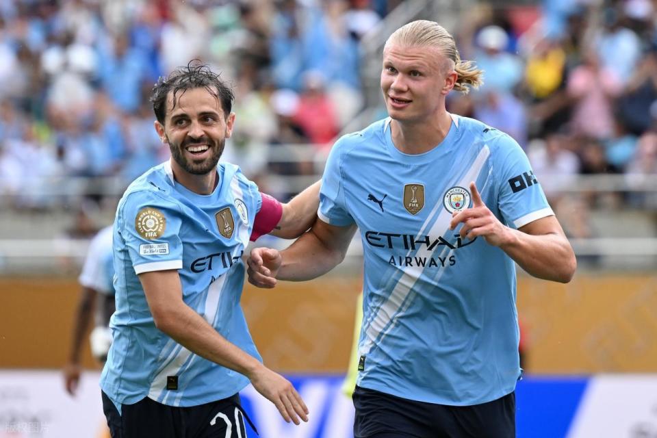 己在场上的 己在场上的