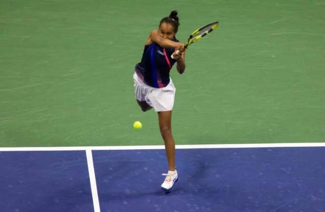 攻扩展到更 攻扩展到更